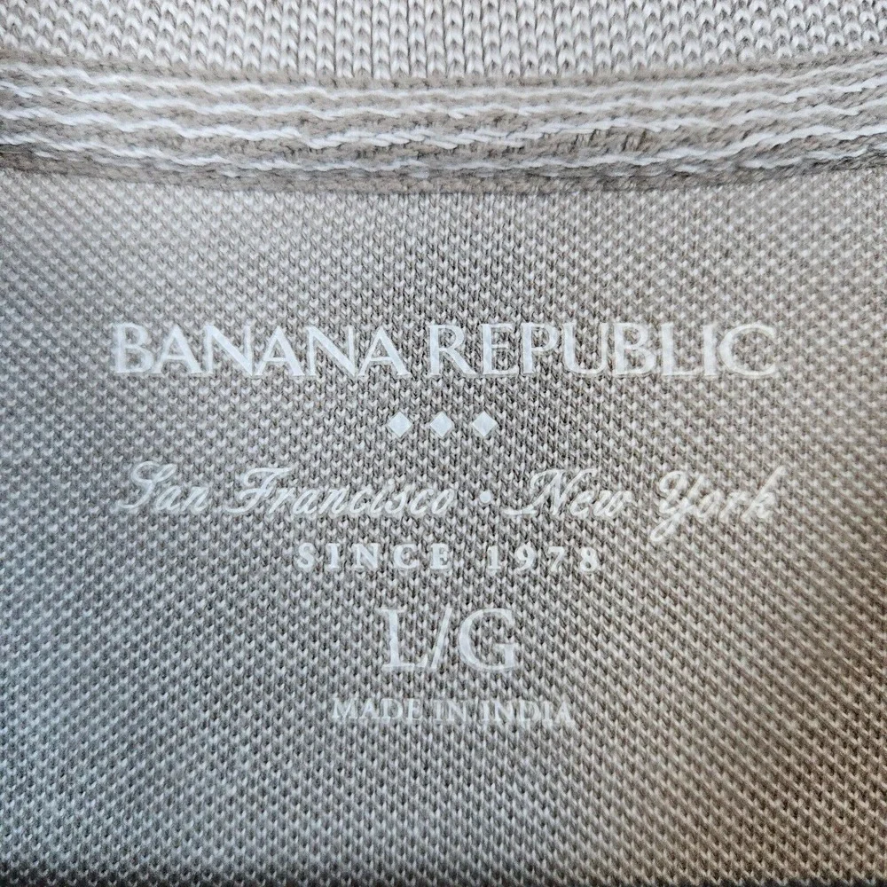 Banana Republic this nice